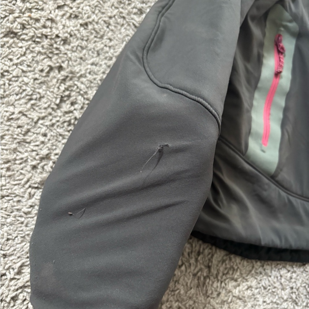 Arc’teryx Softshell Hooded Jacket Technical Outdo… - image 4